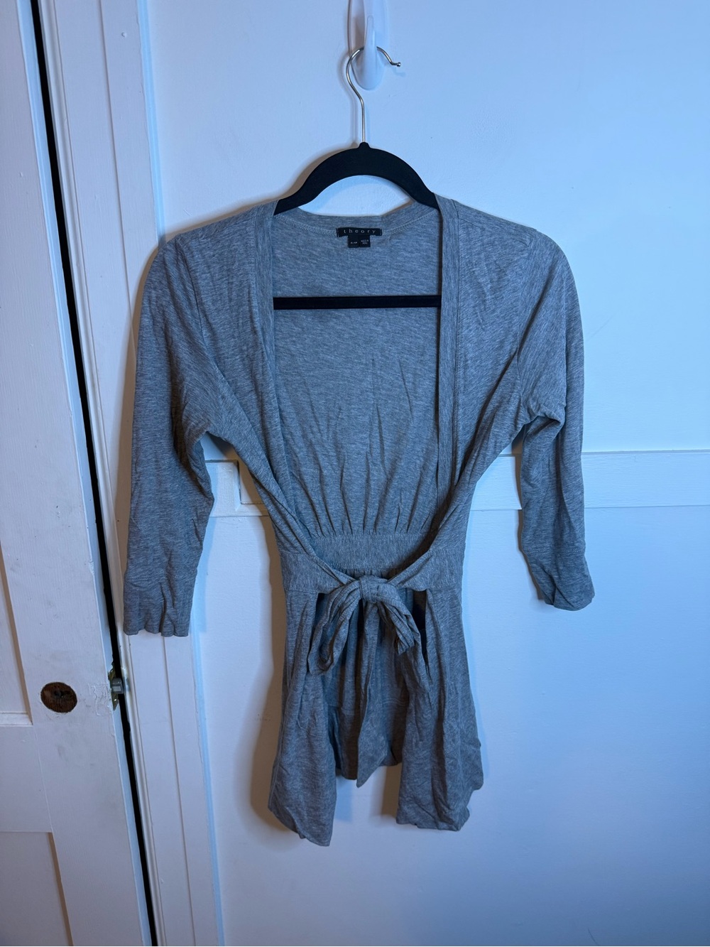 Theory Vintage Gray Tie Front 3/4 Sleeve Y2K Cardigan